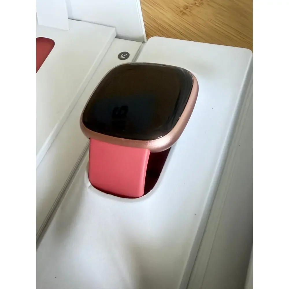 Google Fitbit Versa 4 Smartwatch Pink Sand Copper Rose GPS Fitness Watch